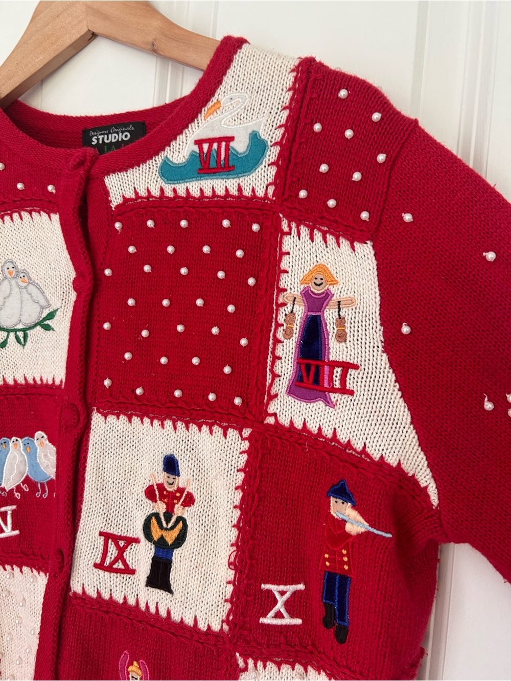 Vintage Christmas sweater 12 days of Christmas small embroidery beading classic - Picture 3 of 10
